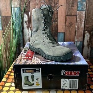 RockyS2V Men’s Boots. Size:9 Medium Condition: New